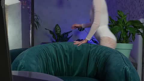 Clara online show from 02-12-26, 07:09