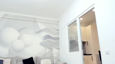 Clara and Nicky online show from 01-07-26, 08:17