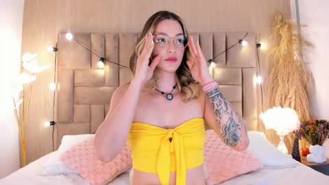 Clara del mar online show from 04-24-26, 09:56