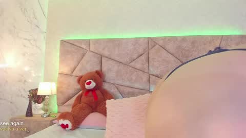 Clara del mar online show from 05-11-26, 02:45