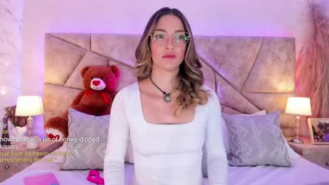 Clara del mar online show from 05-15-26, 10:11