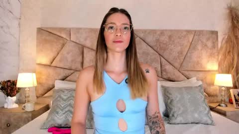 Clara del mar online show from 05-23-26, 10:19