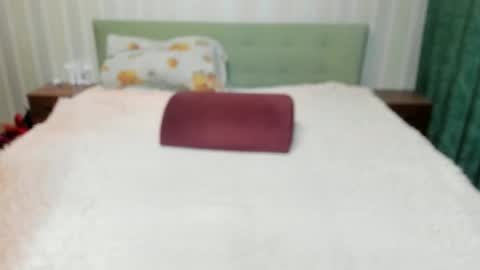 Snapshot of classyliza chatting on 05-22-26, 08:21 Lisa online show from 05-22-26, 08:21