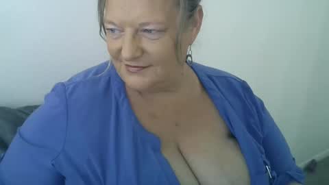 ClaudineDDD online show from 01-23-25, 09:39