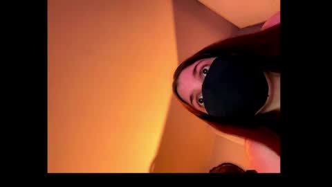 clementine75009 online show from 04-02-26, 05:43