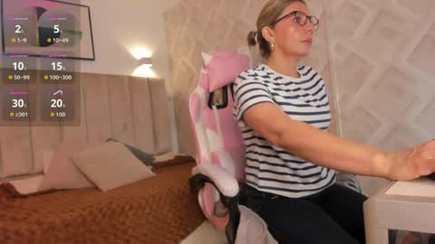 clhoe_johnson_ online show from 04-04-26, 12:24