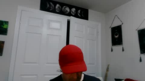Snapshot of clintwood12 chatting on 07-18-26, 02:05 chad online show from 07-18-26, 02:05