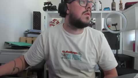clitlicker1511 online show from 05-01-26, 04:22
