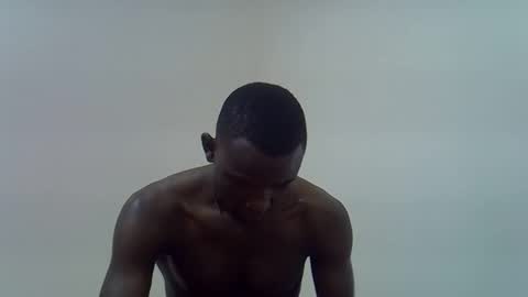 Snapshot of clive_damian chatting on 04-22-26, 04:15 clive_damian online show from 04-22-26, 04:15