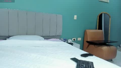 Cloe online show from 07-11-26, 01:41
