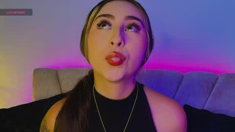 Snapshot of cloe_martinezz_ chatting on 05-08-26, 10:15 cloe_martinezz_ online show from 05-08-26, 10:15