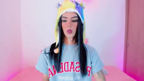 CLOE REMINTON online show from 03-02-25, 10:56