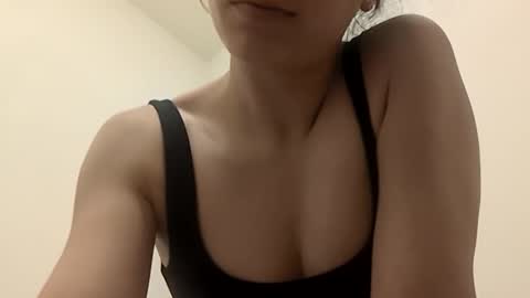 cloee98 online show from 04-23-26, 10:58