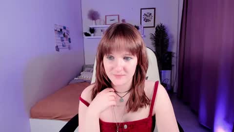  Clover  follow me  online show from 02-06-25, 05:19