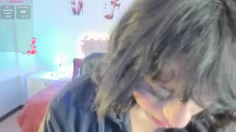 Snapshot of clown_face chatting on 06-20-26, 03:20 emely dolce online show from 06-20-26, 03:20
