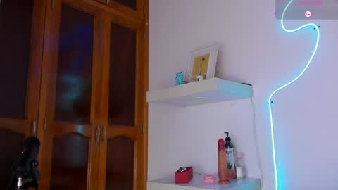 cmila0713 online show from 05-27-26, 01:57