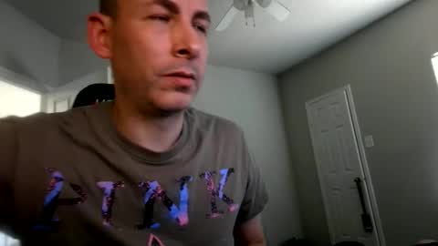 Snapshot of cmypenis chatting on 03-20-26, 06:46 Master Bates online show from 03-20-26, 06:46