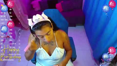 coco_macr online show from 07-22-26, 05:32
