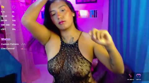 coco_macr online show from 07-27-26, 08:54