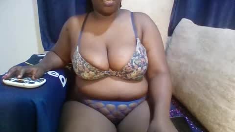 Zuri online show from 04-17-26, 11:57