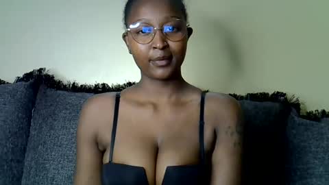Coco online show from 07-05-26, 08:27