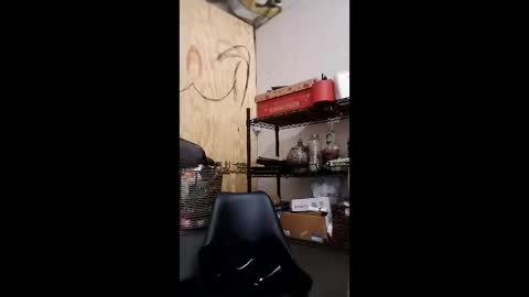 Snapshot of codmaster69 chatting on 04-05-26, 08:06 lickerpro69 online show from 04-05-26, 08:06