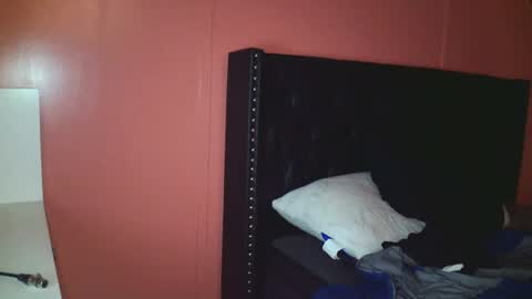 Snapshot of codyscontnt chatting on 06-14-26, 02:09 codyscontnt online show from 06-14-26, 02:09