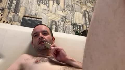 colambus83 online show from 04-11-26, 05:12