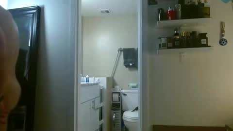 Snapshot of colbymoney chatting on 03-30-26, 02:01 Colby big dick money online show from 03-30-26, 02:01