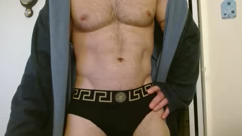 Snapshot of colbymoney chatting on 04-06-26, 11:00 Colby big dick money online show from 04-06-26, 11:00