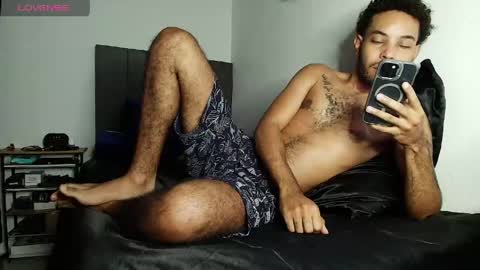 Snapshot of colinlatinbrown chatting on 06-04-26, 12:00 IG online show from 06-04-26, 12:00