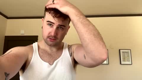 Snapshot of collegeboy417 chatting on 02-28-25, 08:39 collegeboy417 online show from 02-28-25, 08:39