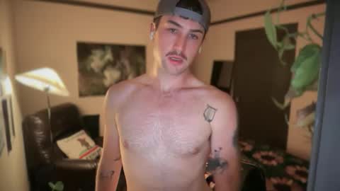 Snapshot of collegeboy417 chatting on 03-16-26, 07:01 collegeboy417 online show from 03-16-26, 07:01