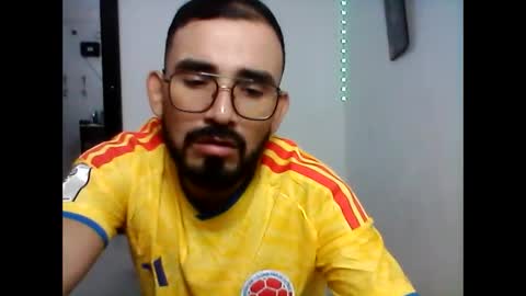 colombianocabron online show from 06-08-26, 01:39