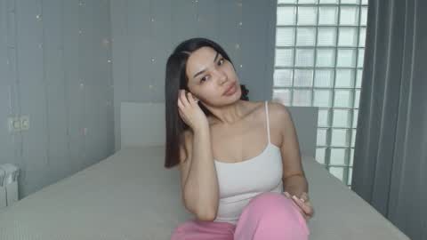 Camilla online show from 01-10-26, 10:17