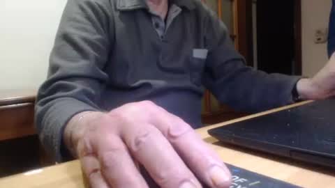 Snapshot of comemivuoi2 chatting on 02-18-26, 05:03 comemivuoi2 online show from 02-18-26, 05:03