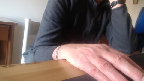 Snapshot of comemivuoi2 chatting on 04-01-26, 03:42 comemivuoi2 online show from 04-01-26, 03:42