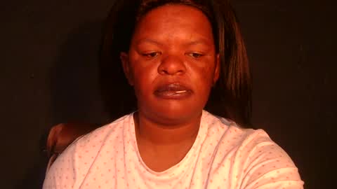 Snapshot of conny685249 chatting on 06-12-26, 10:14 conny online show from 06-12-26, 10:14