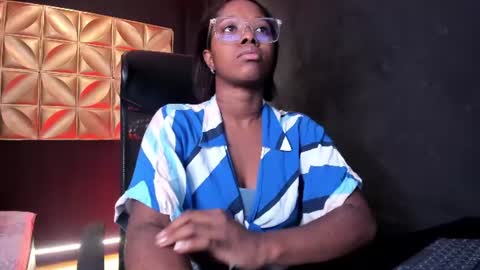 Snapshot of connywellss chatting on 07-06-26, 07:27 Nilo Solem online show from 07-06-26, 07:27