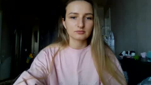cora_fora online show from 12-02-25, 10:42