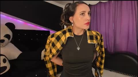 Coral  online show from 03-10-26, 01:05