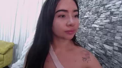 Snapshot of coralwells chatting on 04-18-26, 06:28 coralwells online show from 04-18-26, 06:28
