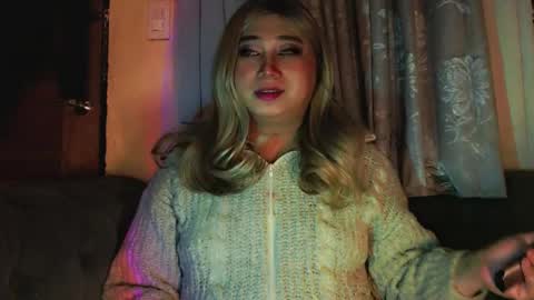 corefinder_xx online show from 11-17-25, 06:35