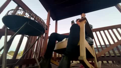 Snapshot of coronelking chatting on 01-03-25, 01:16 coronelking online show from 01-03-25, 01:16