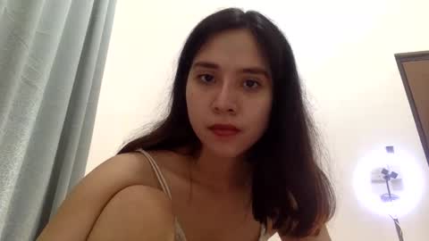 Liz Gwyneth Charlota online show from 05-22-26, 03:13