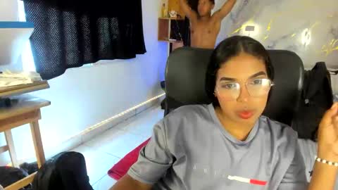 Snapshot of couple_dirty777 chatting on 05-07-26, 06:13 Jonatham and Marllory online show from 05-07-26, 06:13