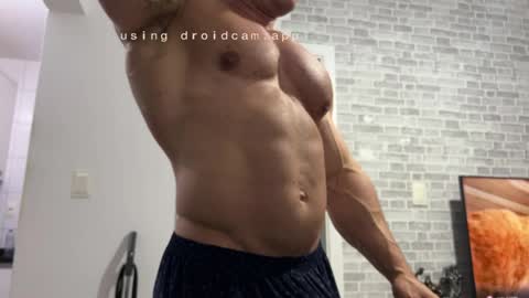 couplemuscle40 online show from 04-15-26, 02:40