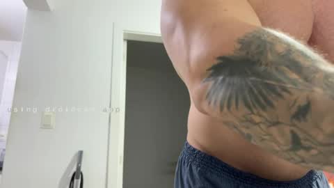 couplemuscle40 online show from 04-15-26, 11:49