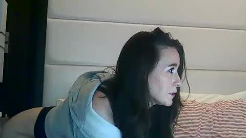 Snapshot of courtscutekitty chatting on 03-28-26, 07:02 courtscutekitty online show from 03-28-26, 07:02