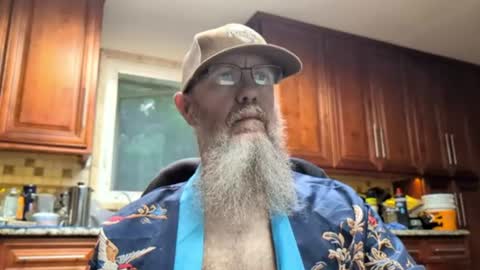 Snapshot of craven_moreass chatting on 07-25-26, 11:08 Dick Fitswell online show from 07-25-26, 11:08